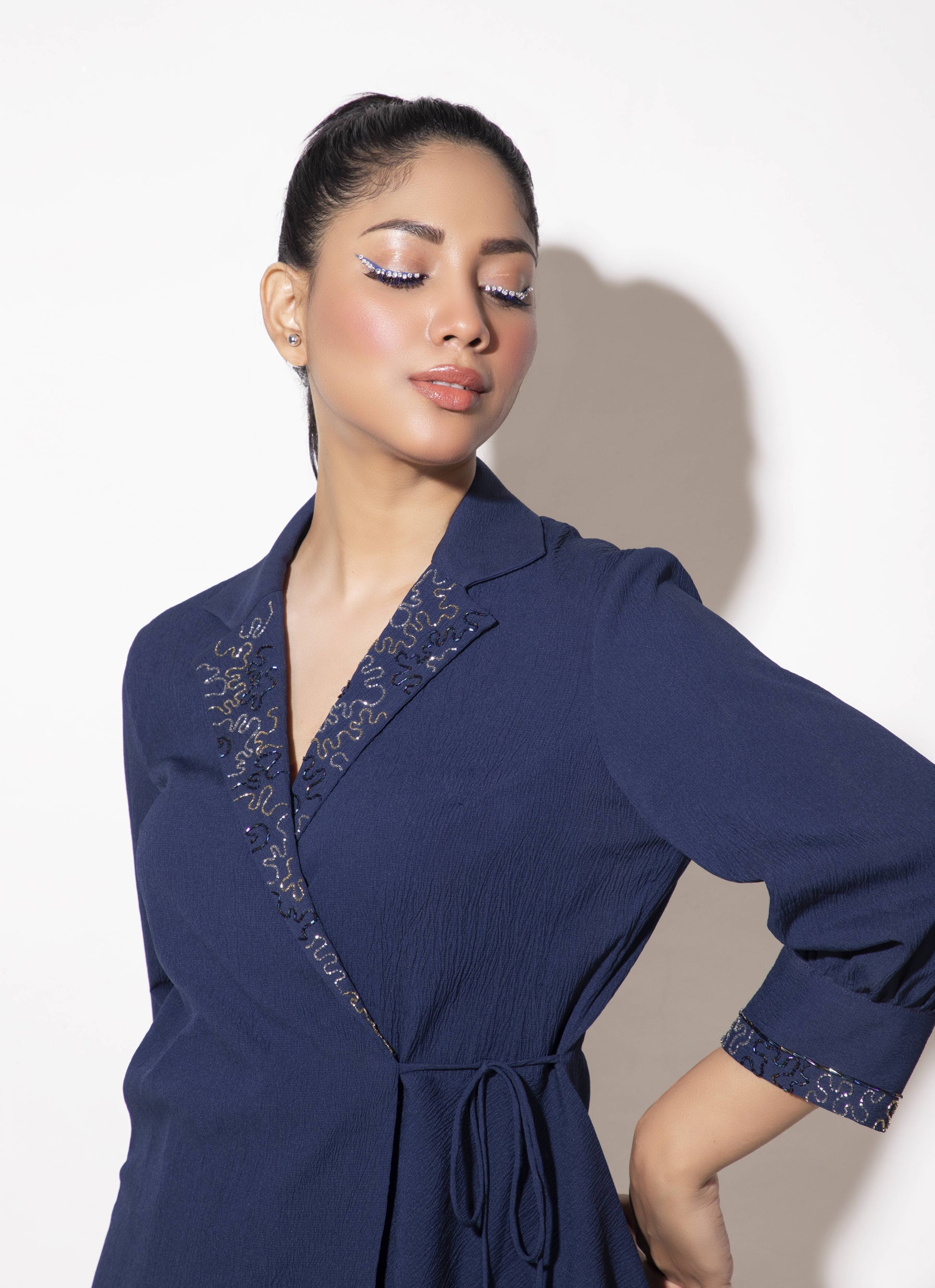 Kardana Collar Embroidery Tie-up Co-ord Set - Arimi - House Of Design