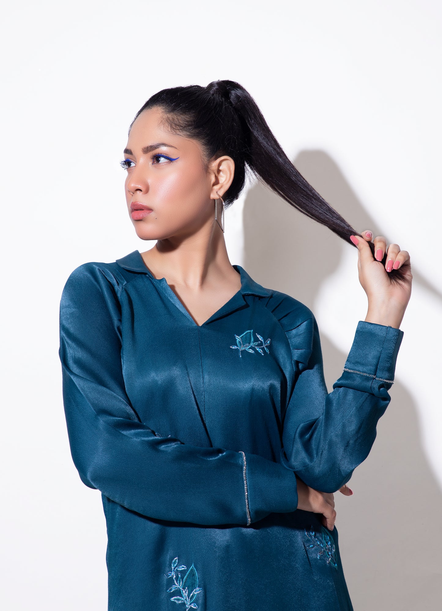 Balloon Raglan Sleeve Dress with Placement Embroidery - Arimi - House Of Design