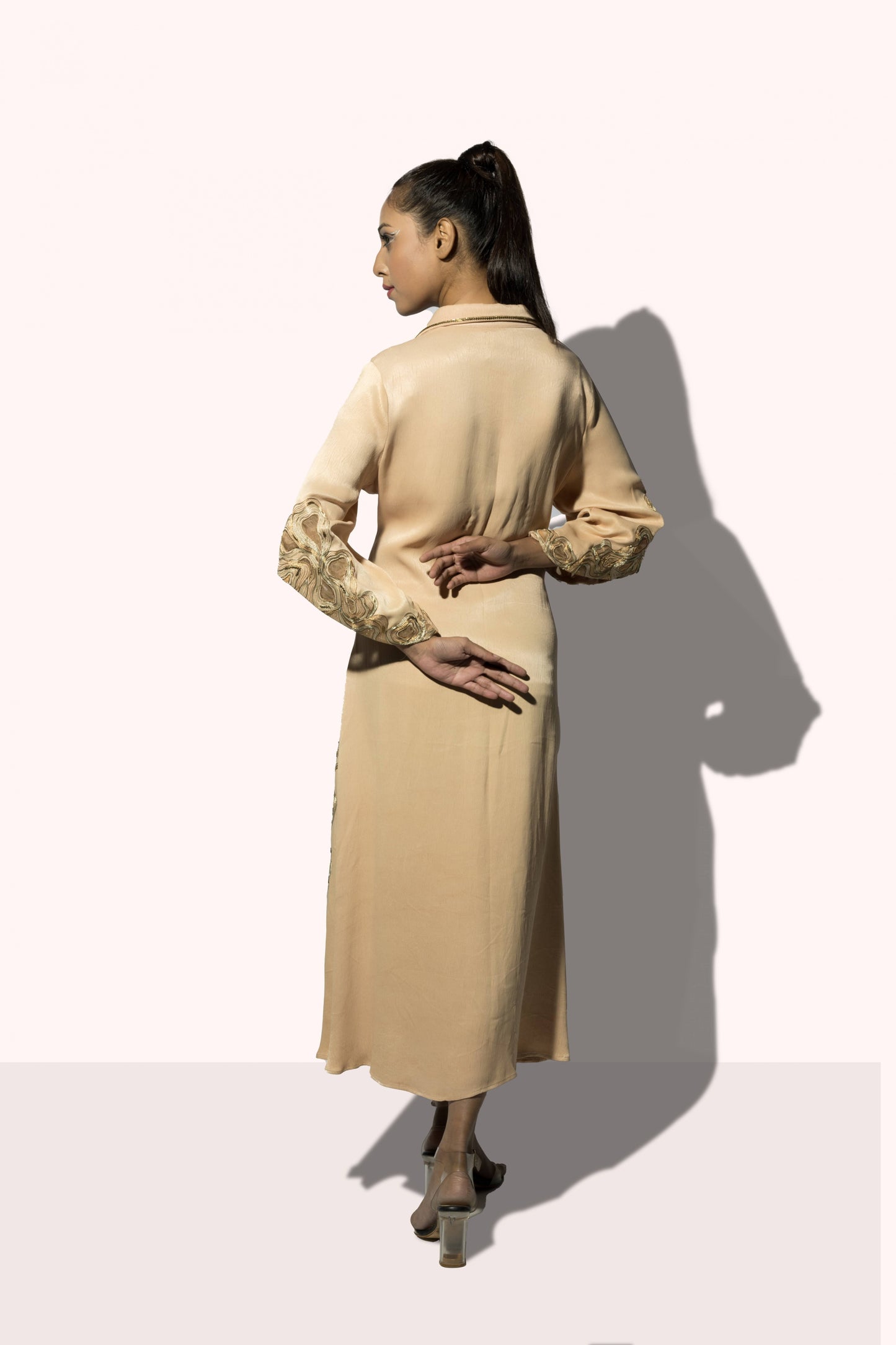 Crawl Motif Embroidered Trapeze Dress - Arimi - House Of Design