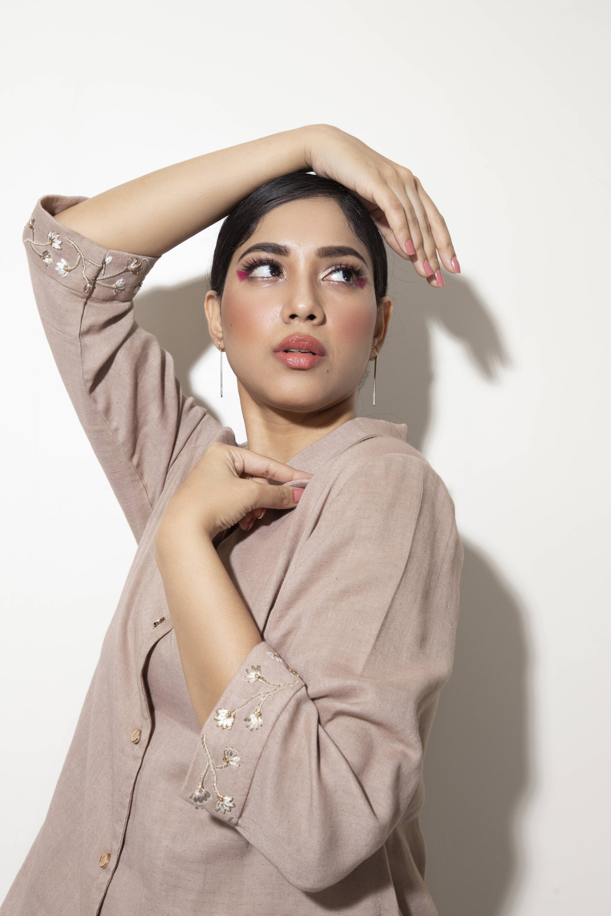 Floral Embroidered Curvilinear Collar Co-ord Set - Arimi - House Of Design