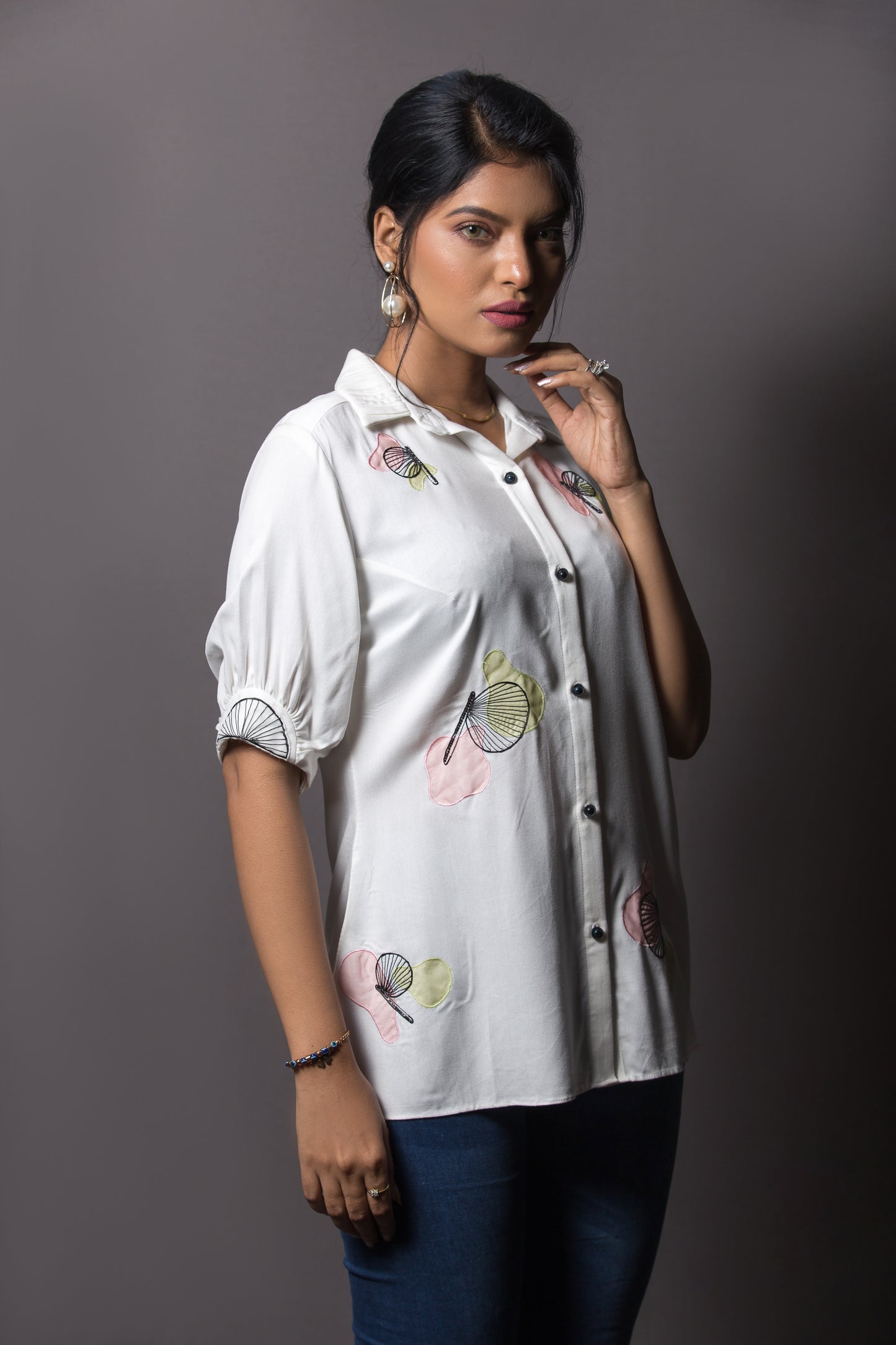 White handfan embroidered shirt - Arimi - House Of Design