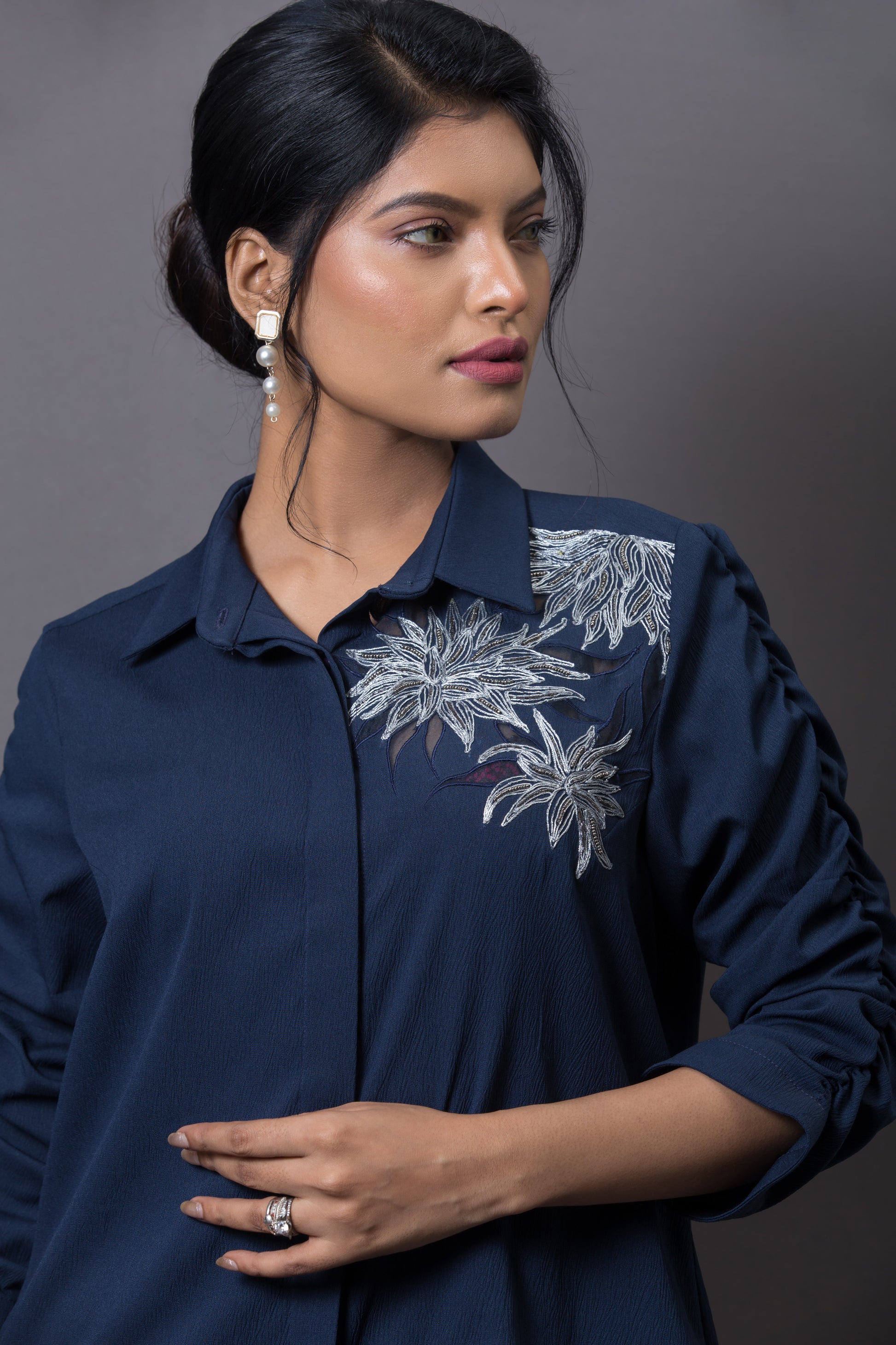 Single shoulder floral embroidered shirt - Arimi - House Of Design