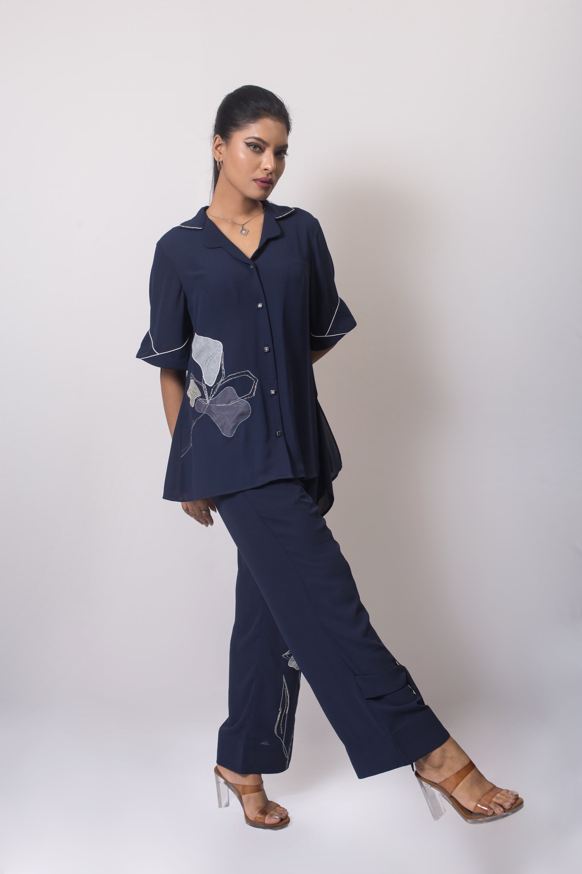 Floral Essence Lounge Set - Arimi - House Of Design