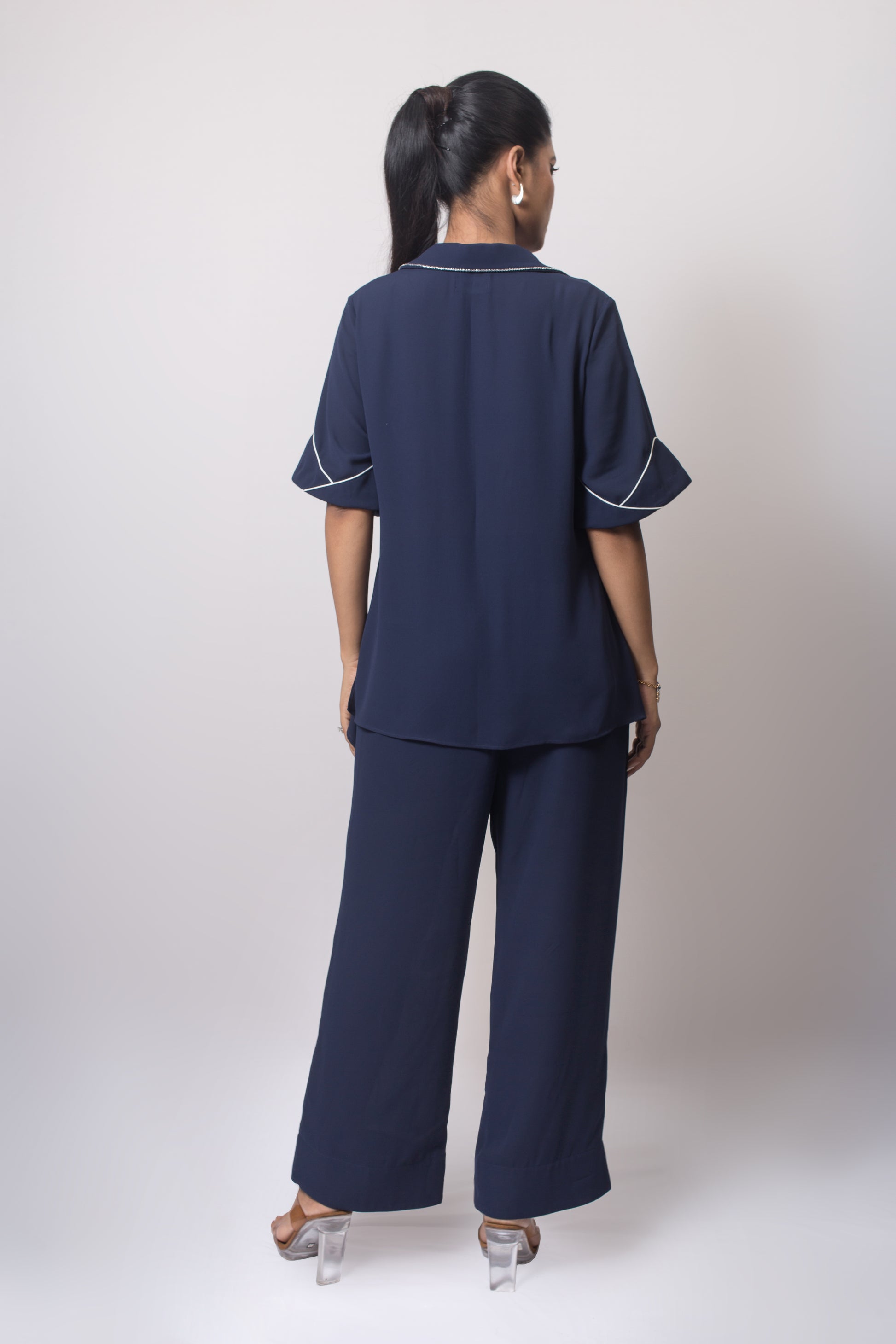 Floral Essence Lounge Set - Arimi - House Of Design