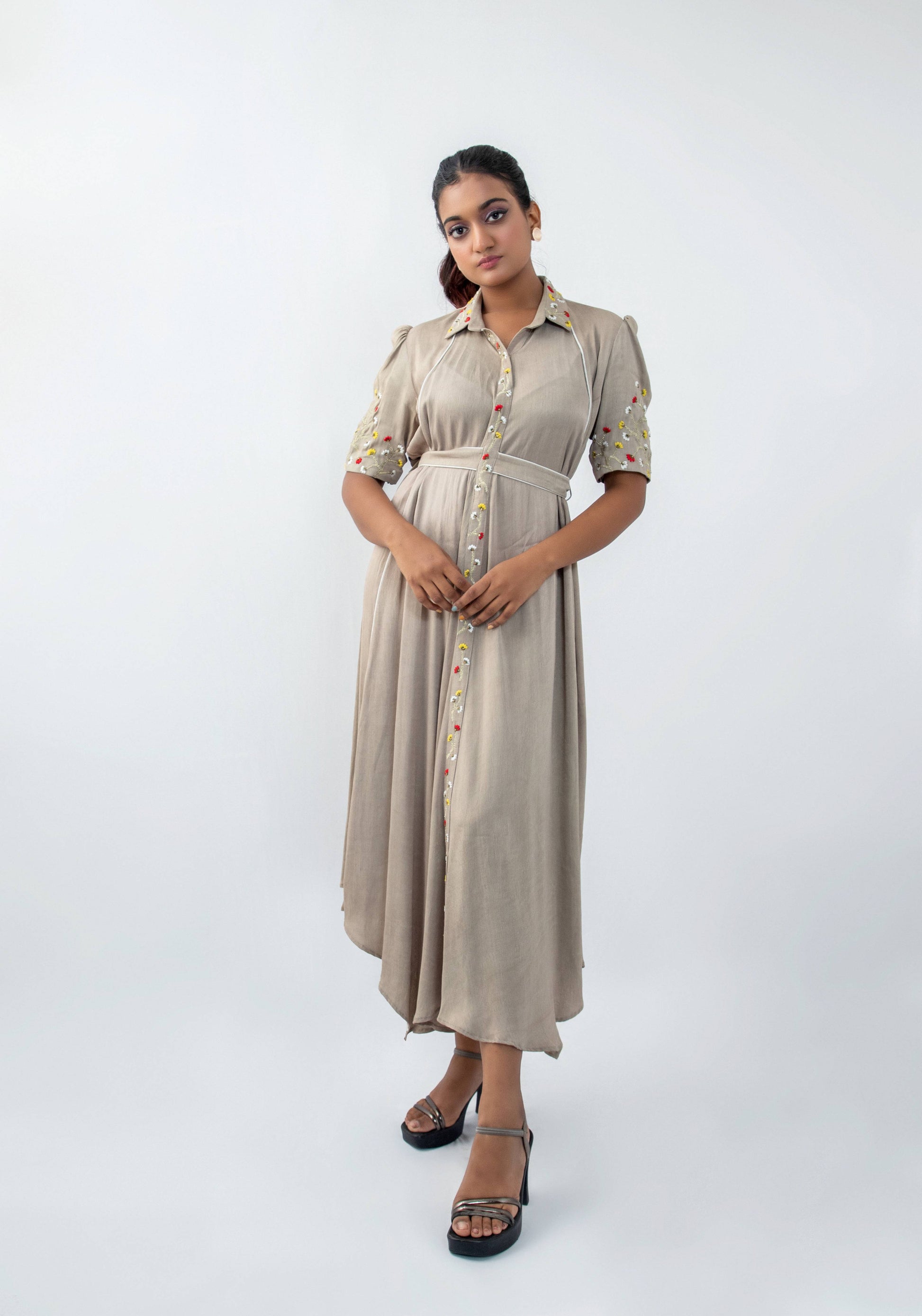 Floral bagh raglon  cut tie up dress - Arimi - House Of Design