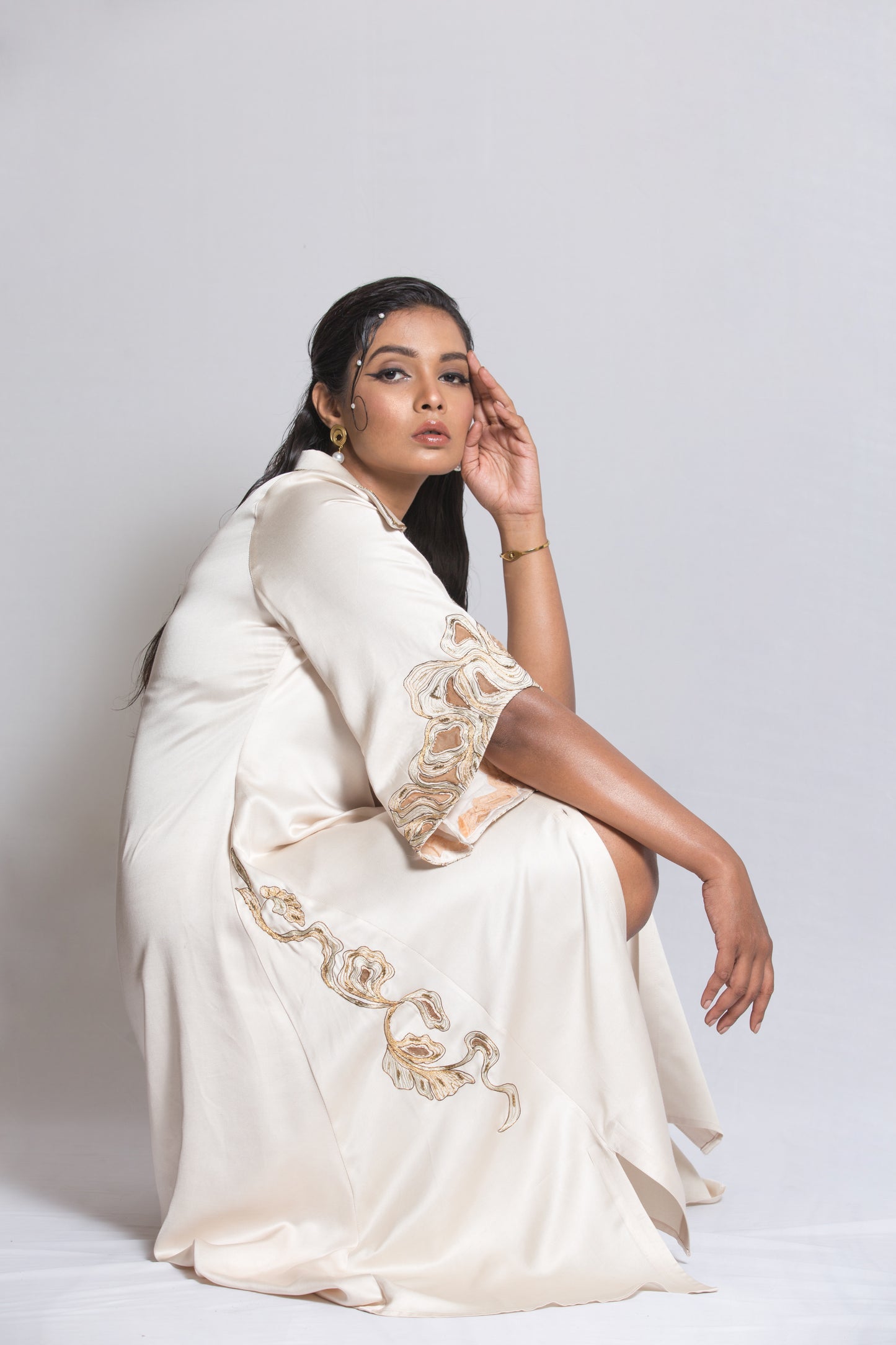 Crawl Motif Embroidered Trapeze Dress