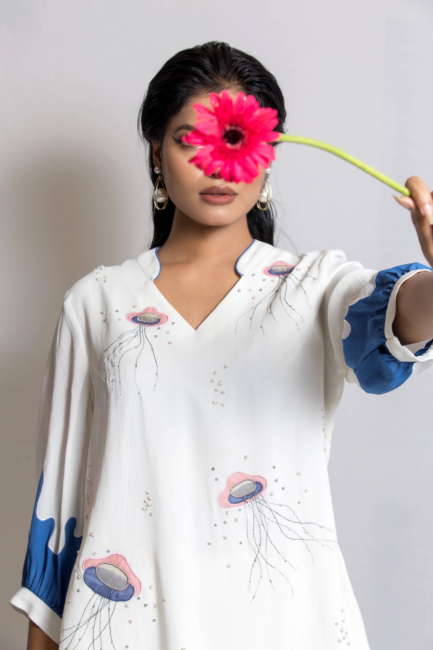 Jelly Fish Embroidered Dual Colored Cord Set