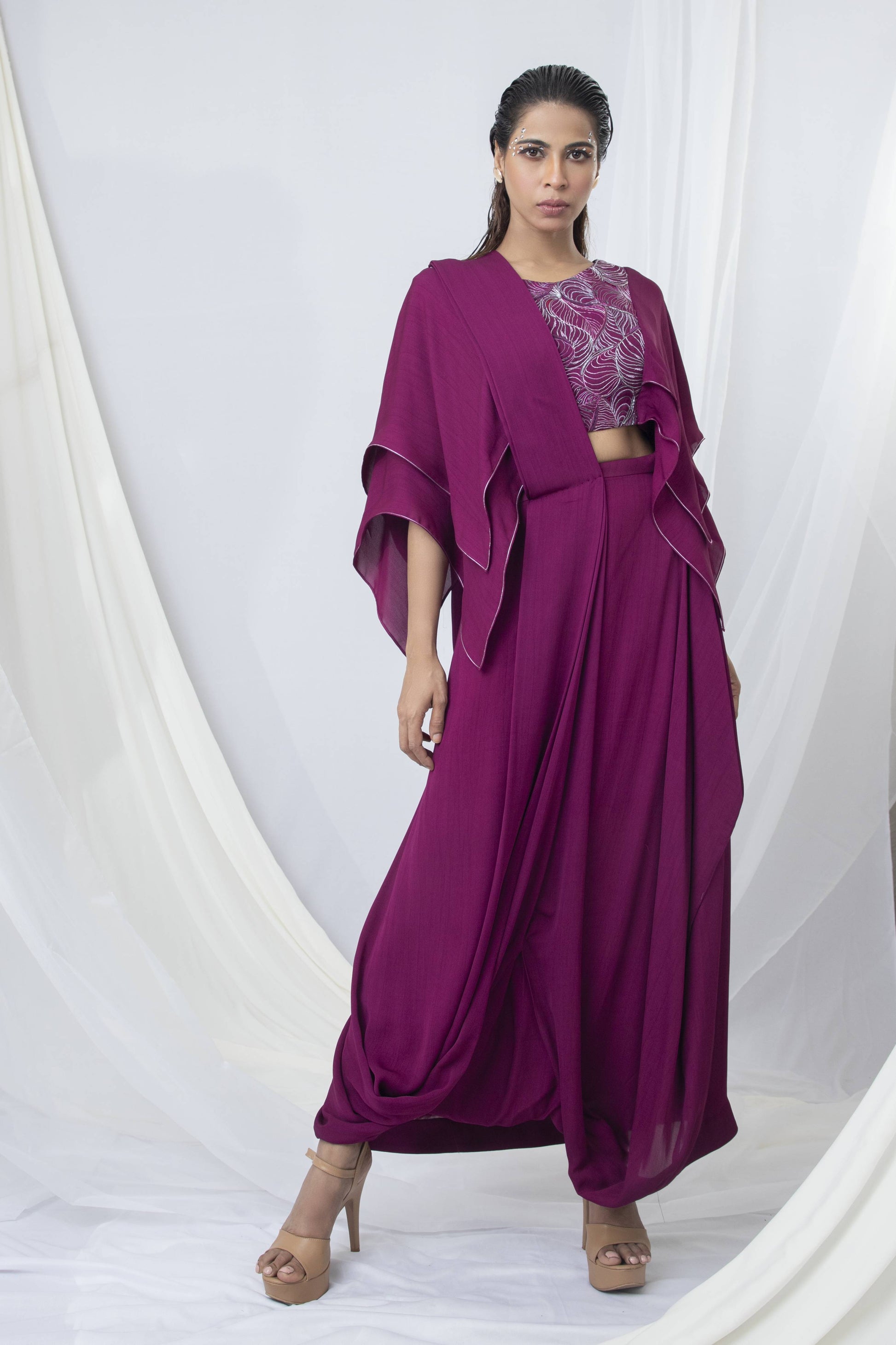 Abstract Flora Fusion Handkerchief Sleeve Drape Saree - Arimi - House Of Design