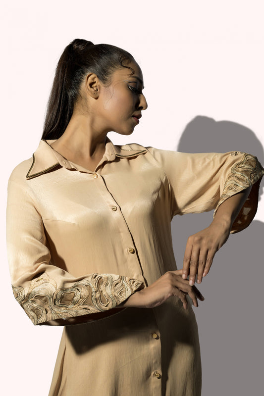 Crawl Motif Embroidered Trapeze Dress - Arimi - House Of Design