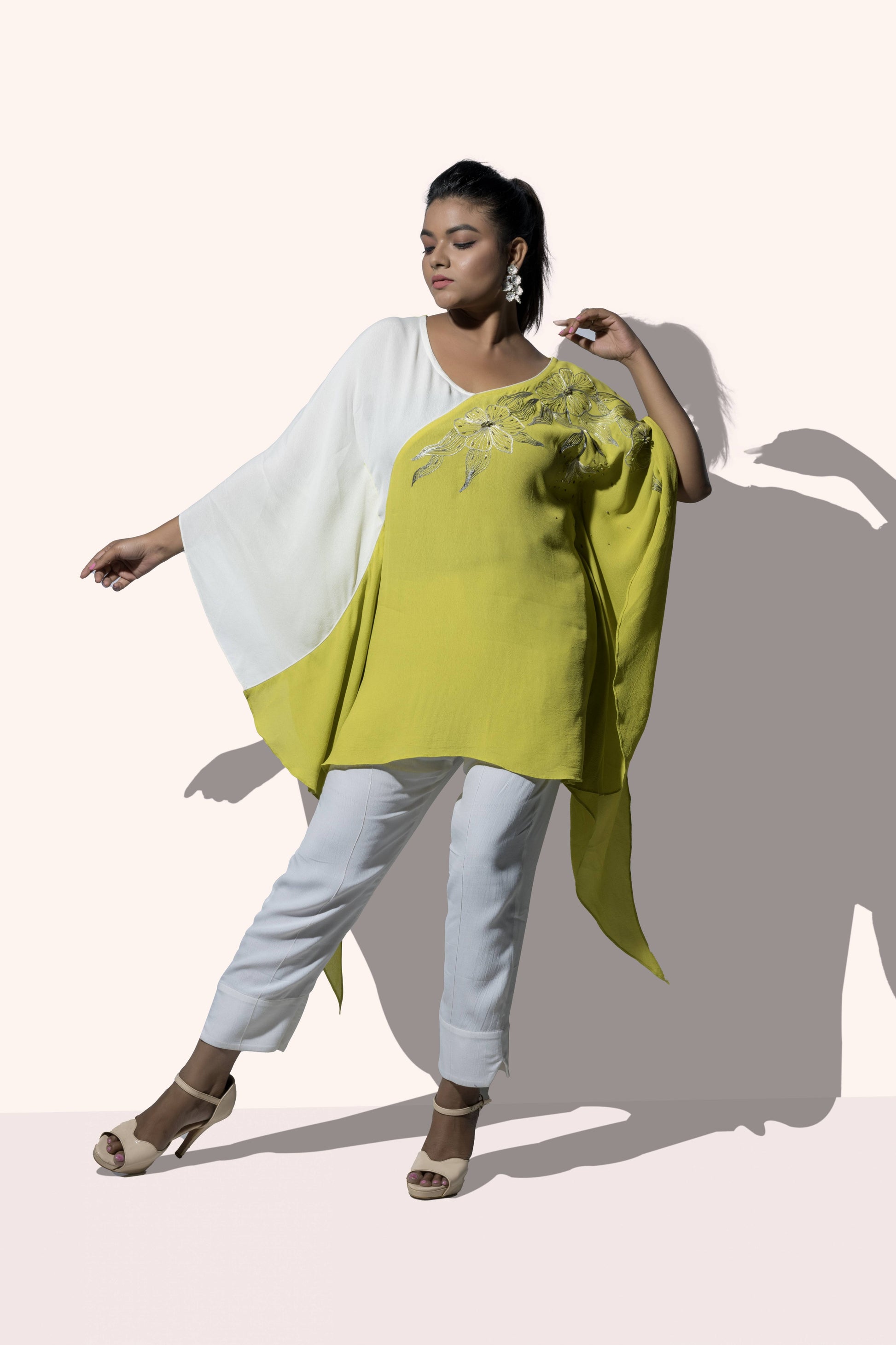 Lime and white embroided kaftan CORDSET - Arimi - House Of Design