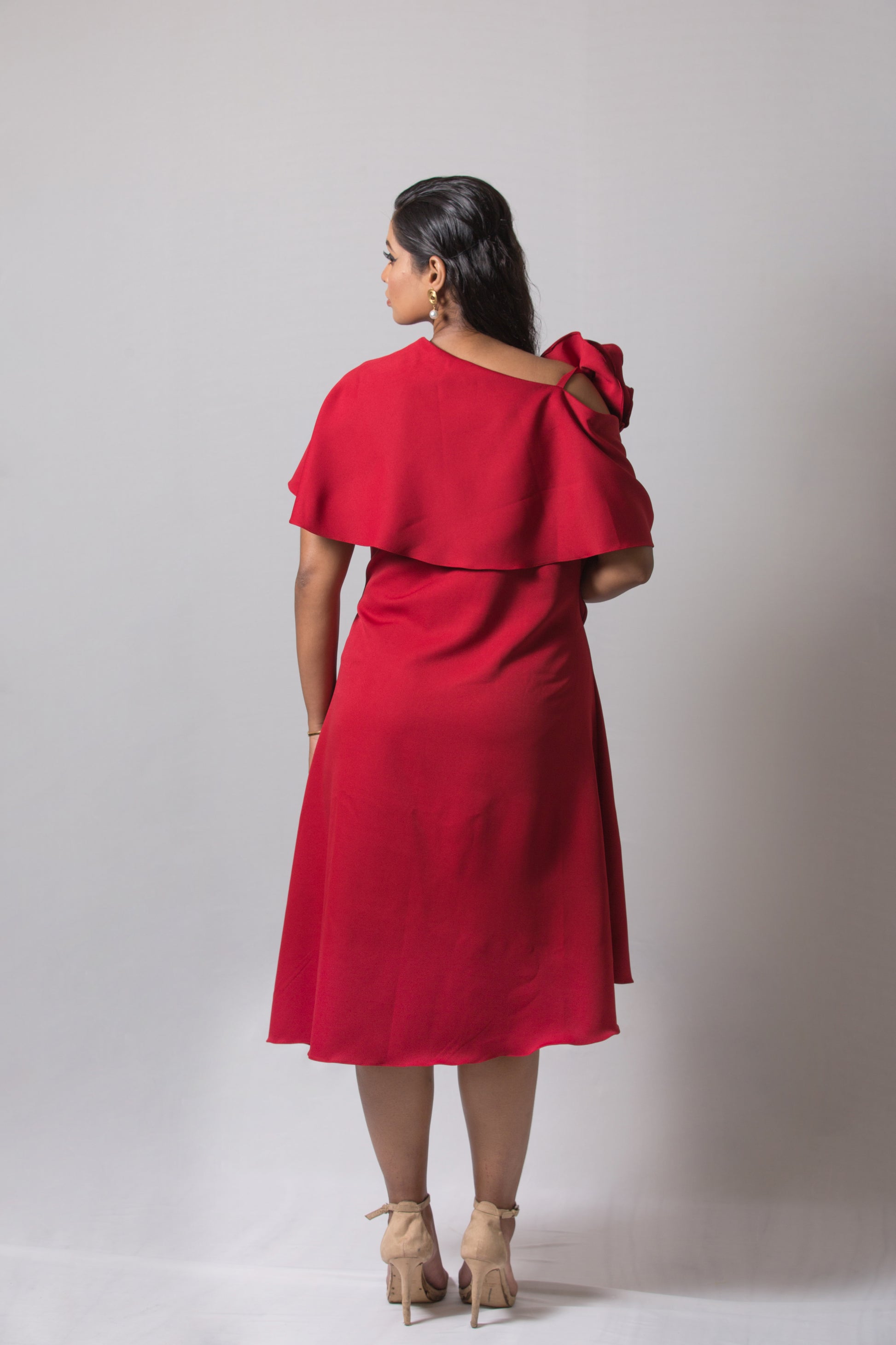 The Red Notice - Arimi - House Of Design